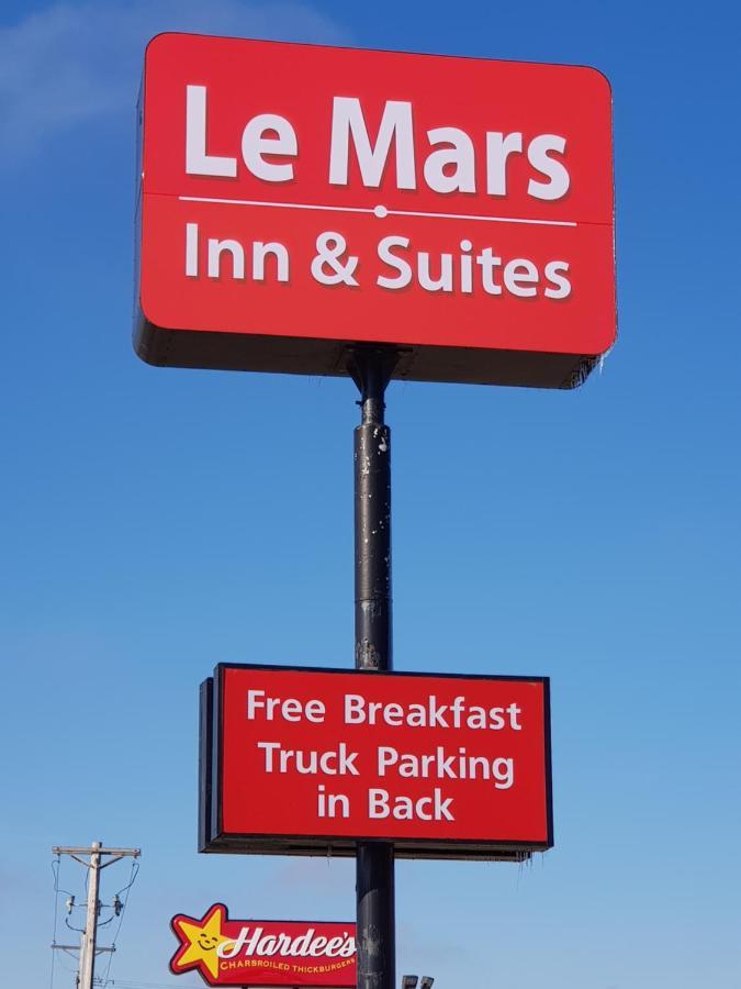 Le Mars Inn&Suites Eksteriør bilde